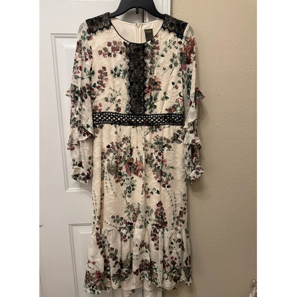 Stunning  Dress‎ for Winter Events - Picture 1 of 6